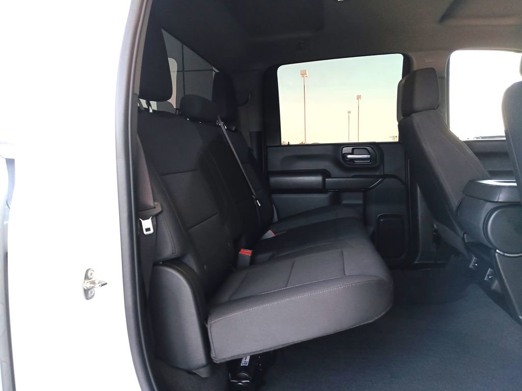 2024 Chevrolet Silverado 2500HD Custom photo 25
