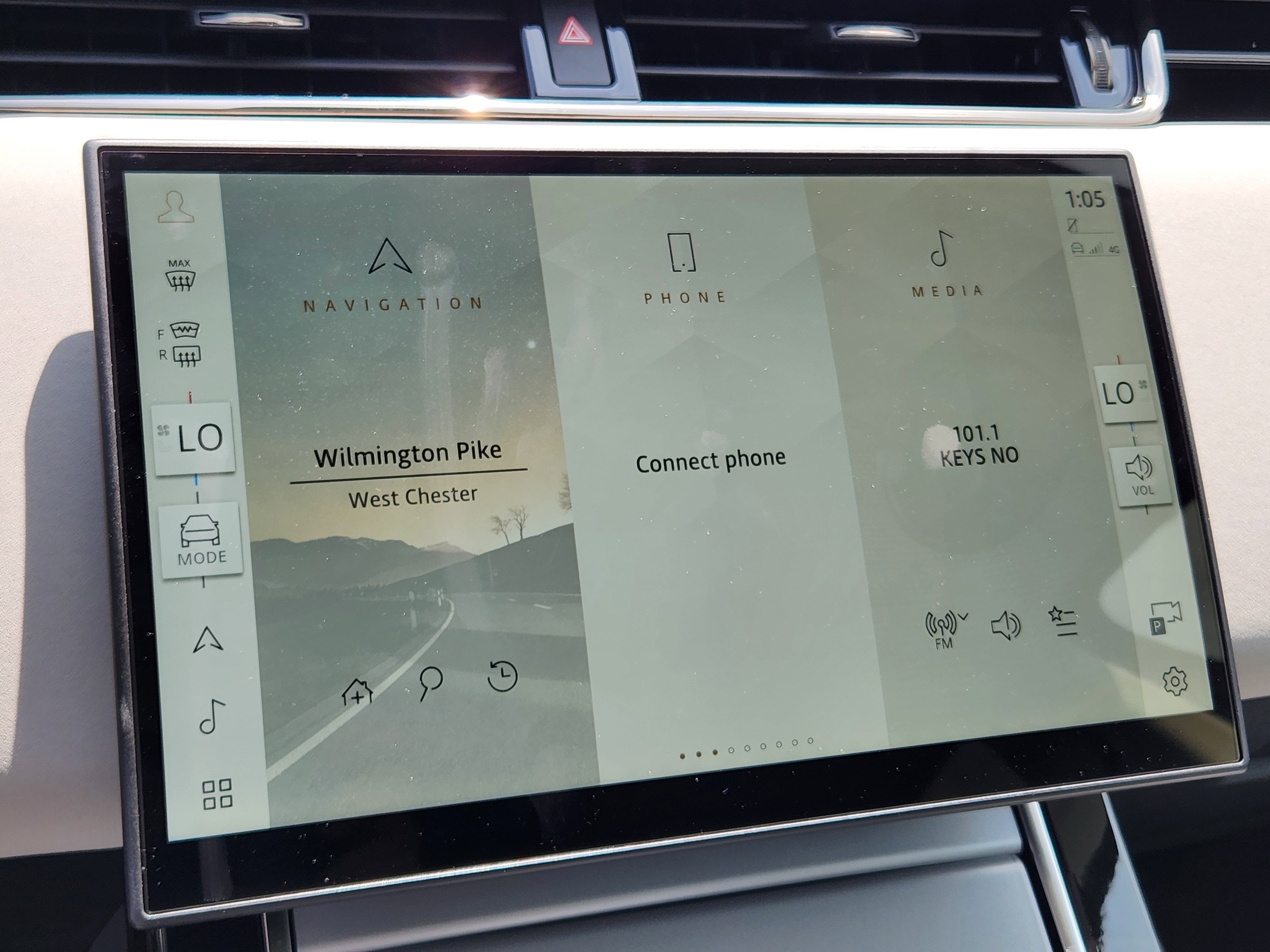 2025 Land Rover Range Rover Evoque S photo 6