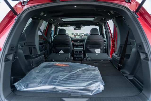 2025 Honda Pilot TrailSport photo 17