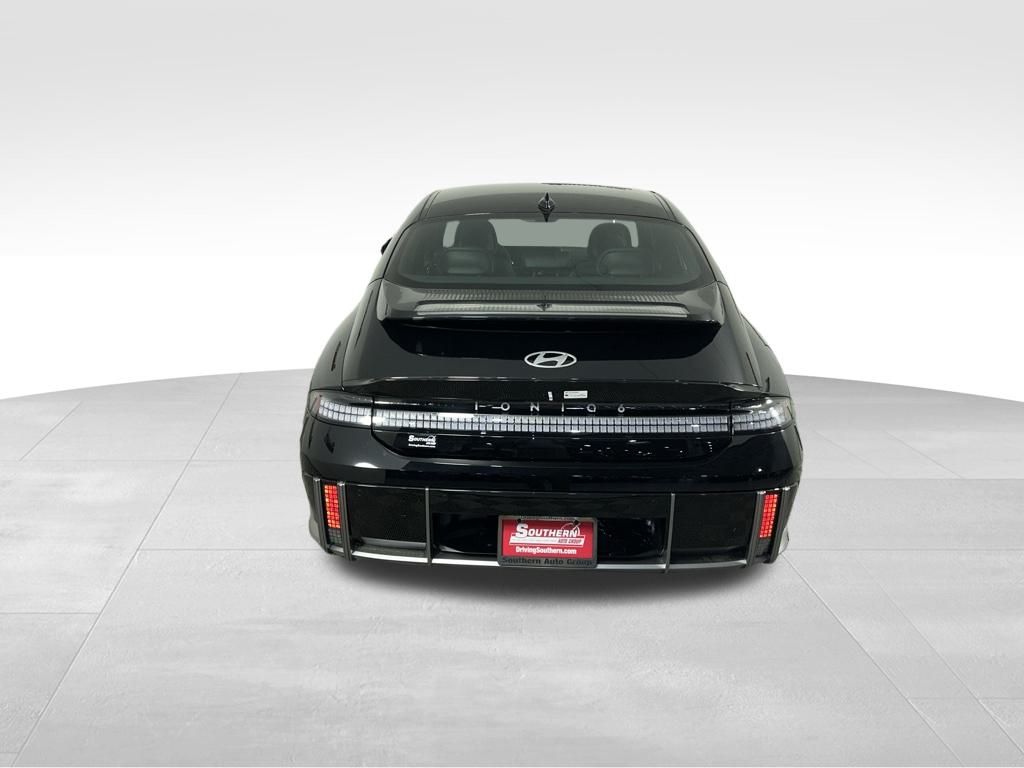 2024 Hyundai Ioniq 6 SEL photo 4