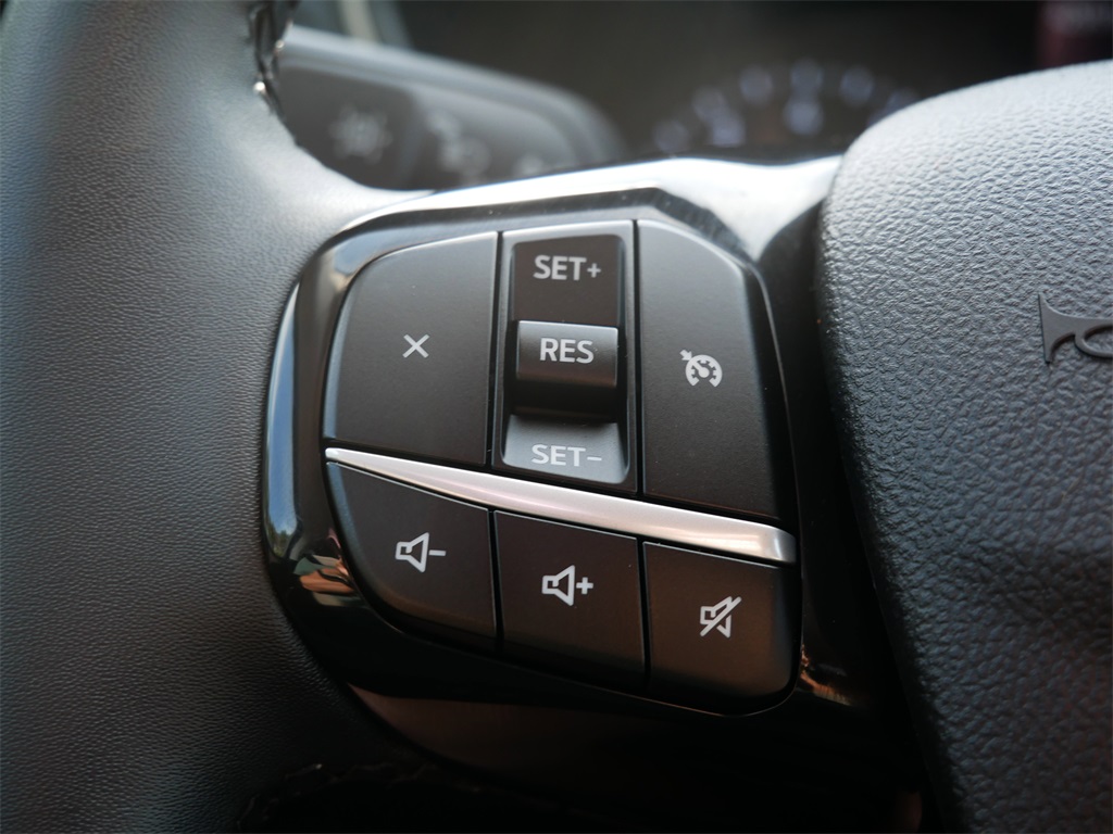 2022 Ford Escape SE photo 23