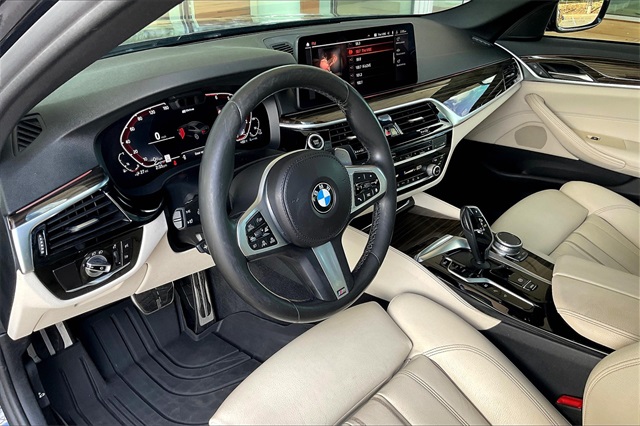 2021 Bmw 530e photo 12
