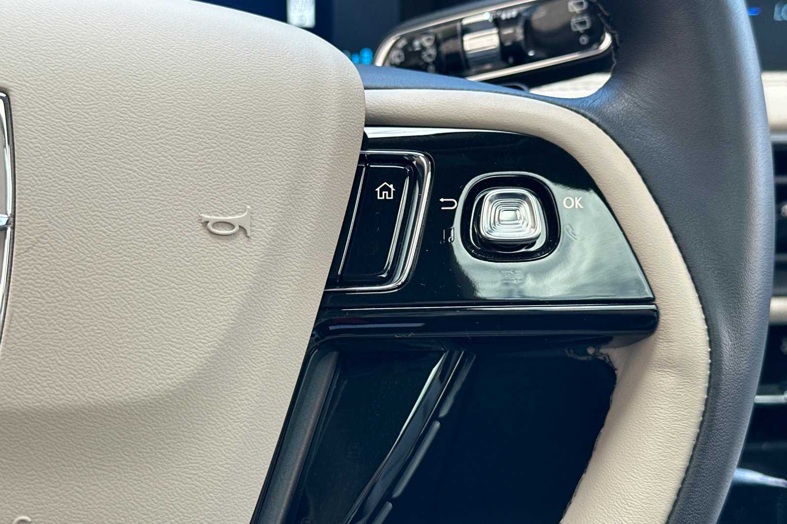 2025 Lincoln Corsair Grand Touring photo 25