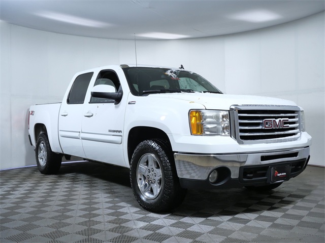 2011 GMC Sierra 1500 SLT's photo