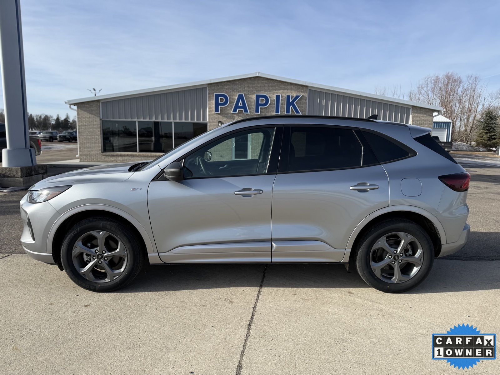 Used 2024 Ford Escape ST-Line with VIN 1FMCU9MN9RUA84428 for sale in Luverne, Minnesota