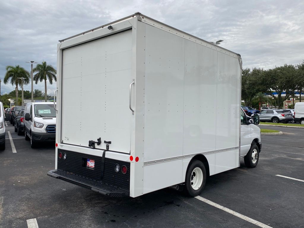 2024 Ford E-350 Base photo 5