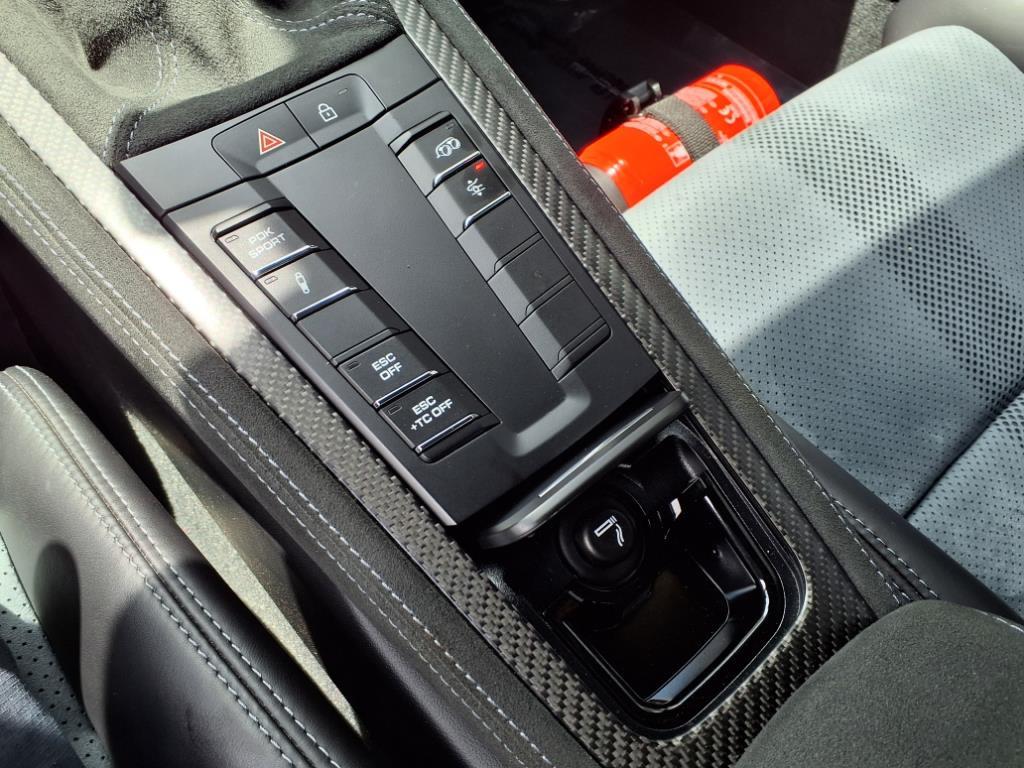 2023 Porsche Cayman GT4 RS photo 13