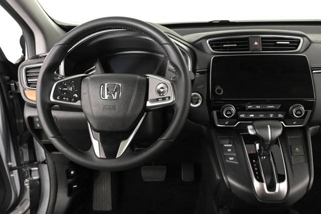 2018 Honda CR-V Touring photo 3