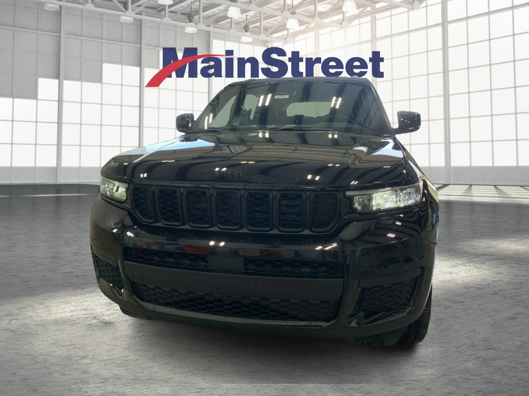 2025 Jeep Grand Cherokee Altitude X photo 3