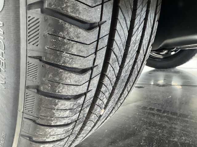 2026 Mercedes Benz GLC 300 photo 4