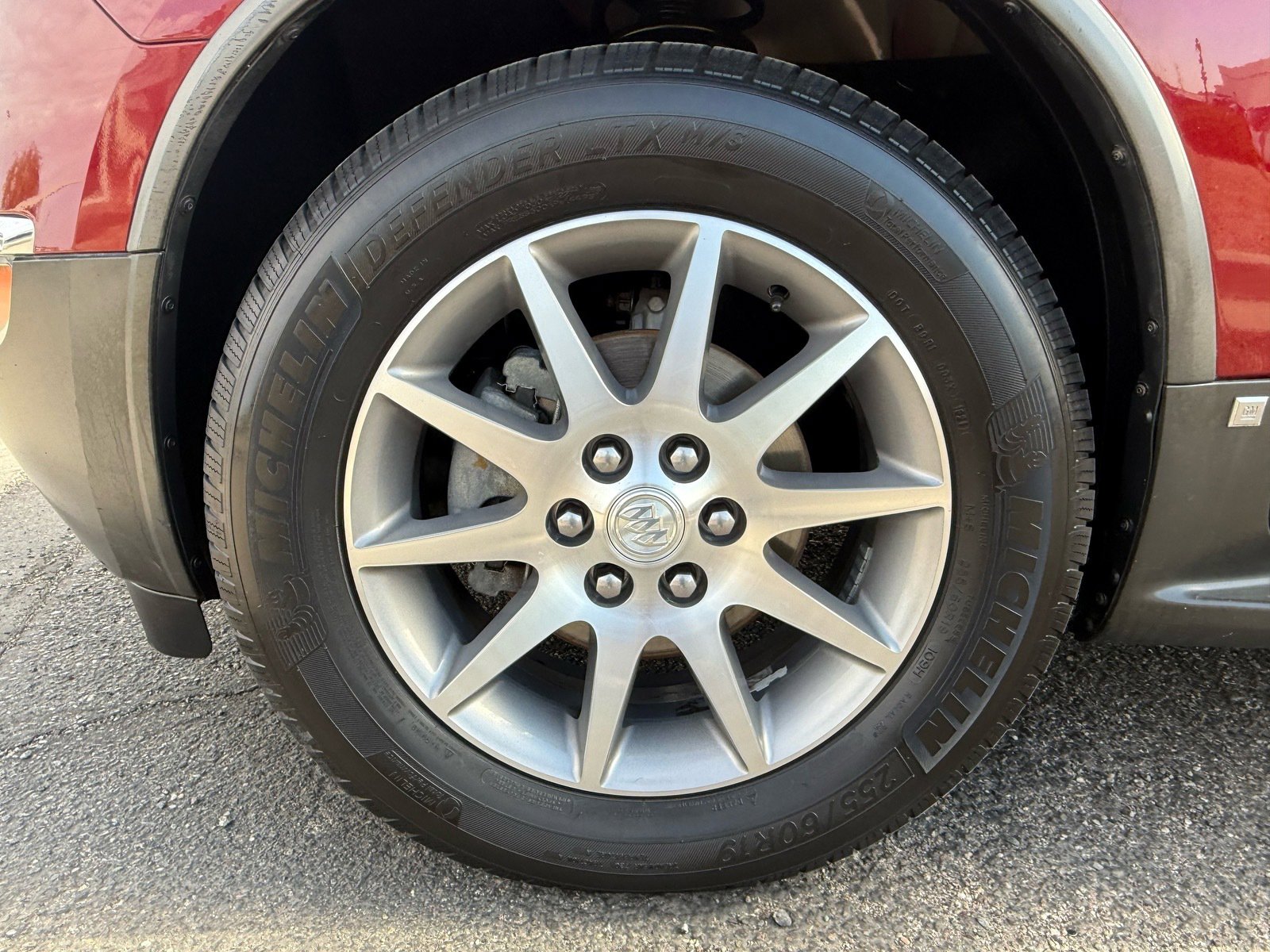 2010 Buick Enclave CXL photo 6