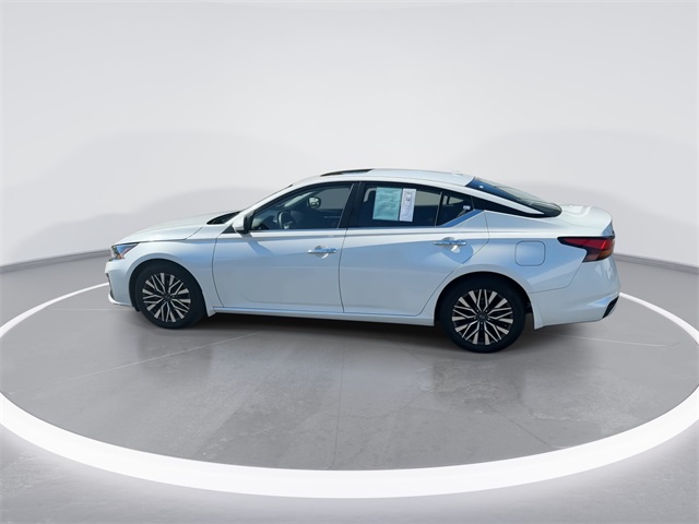 2023 Nissan Altima 2.5 SV photo 4