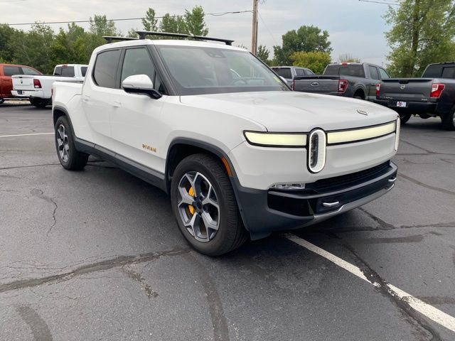 2022 Rivian R1T Adventure photo 2