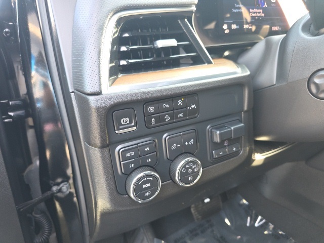 2025 Chevrolet Tahoe High Country photo 14