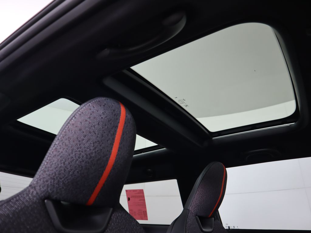 2026 Mini Cooper Hardtop S 2 Door Iconic photo 18