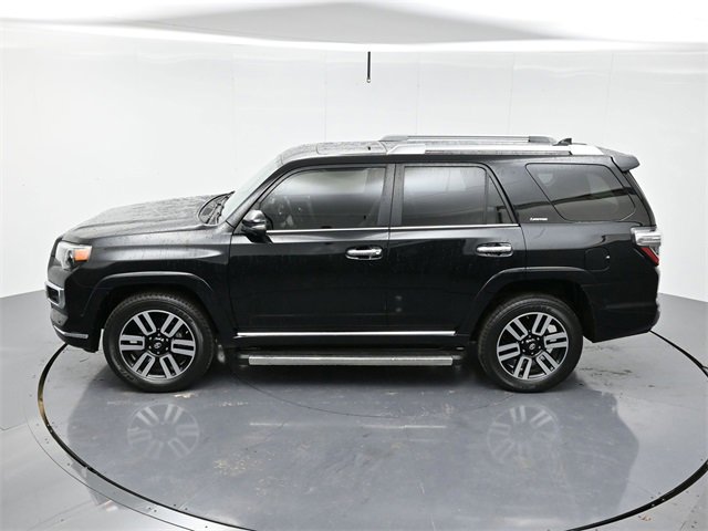 2018 Toyota 4Runner SR5 photo 36