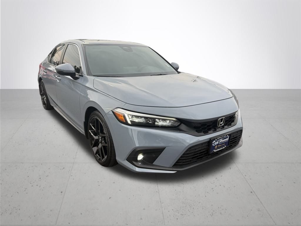 2024 Honda Civic Sport Touring photo 4