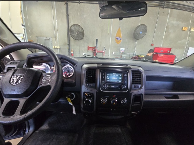 2017 Ram 1500 Tradesman photo 11