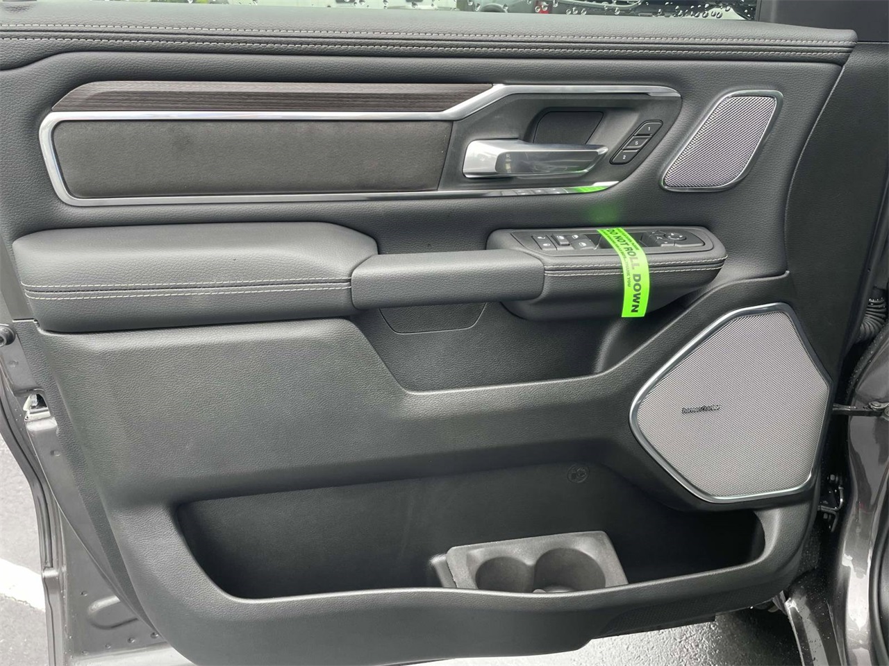 2026 Ram 1500 Laramie photo 21