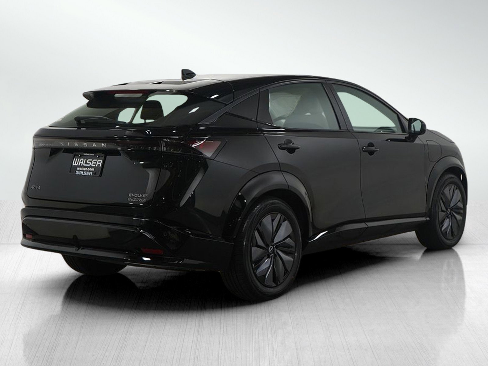 2023 Nissan ARIYA Engage Evolve+ Empower photo 4