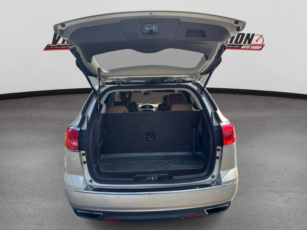 2017 Buick Enclave Leather photo 11