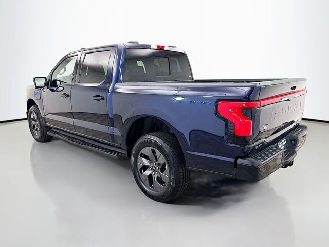 2025 Ford F-150 Lariat photo 4