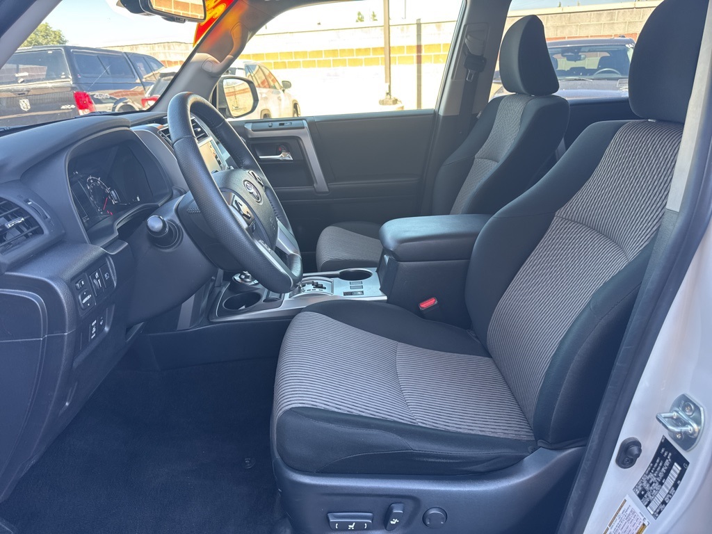 2024 Toyota 4Runner SR5 photo 18