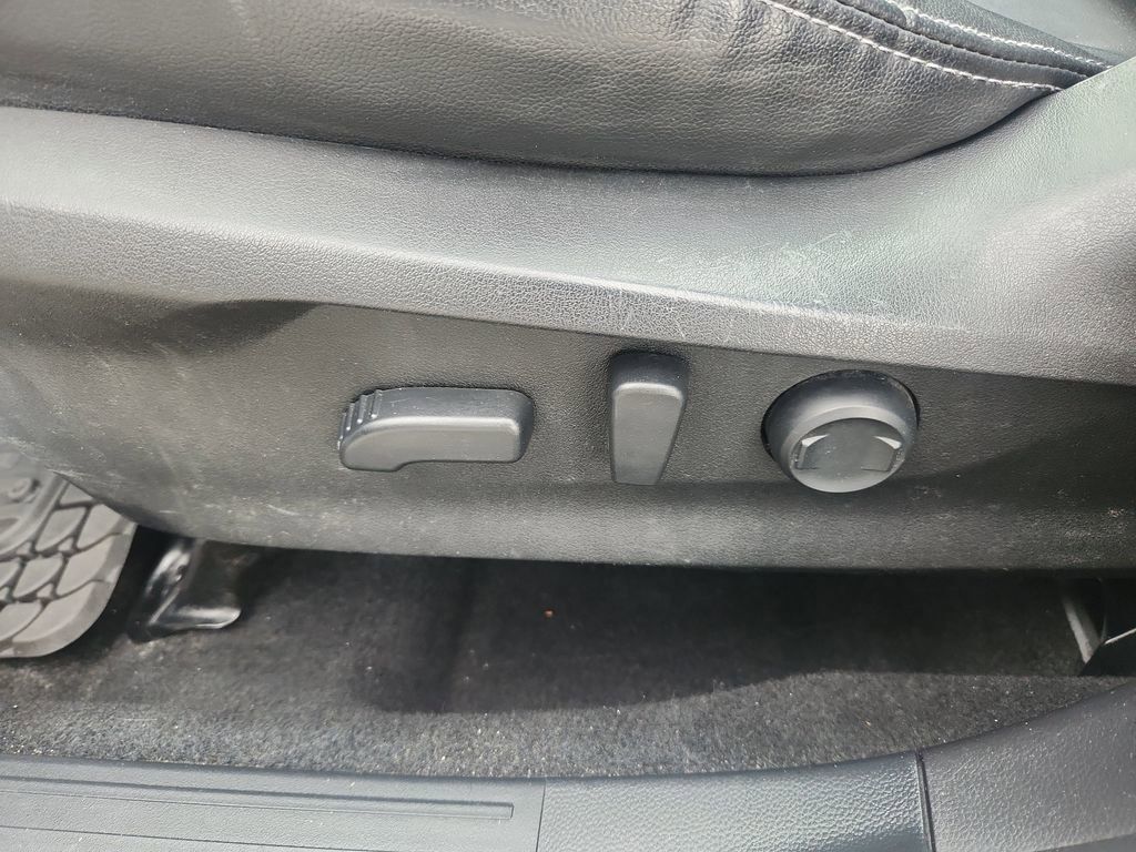 2019 Subaru Forester Limited photo 25