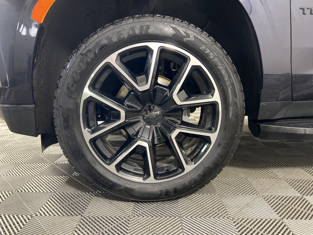 2023 Chevrolet Tahoe RST photo 3