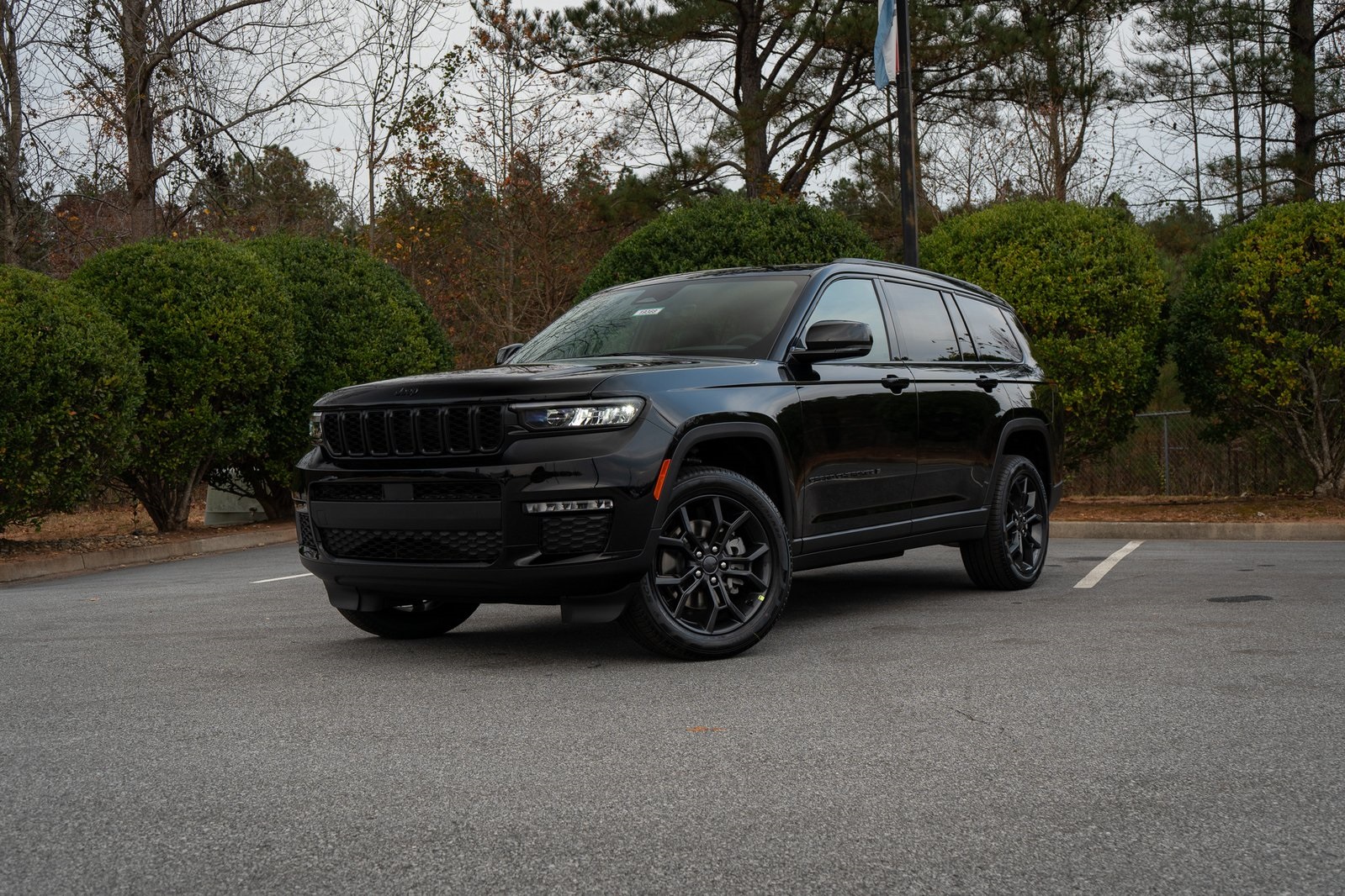 2025 Jeep Grand Cherokee L Limited's photo