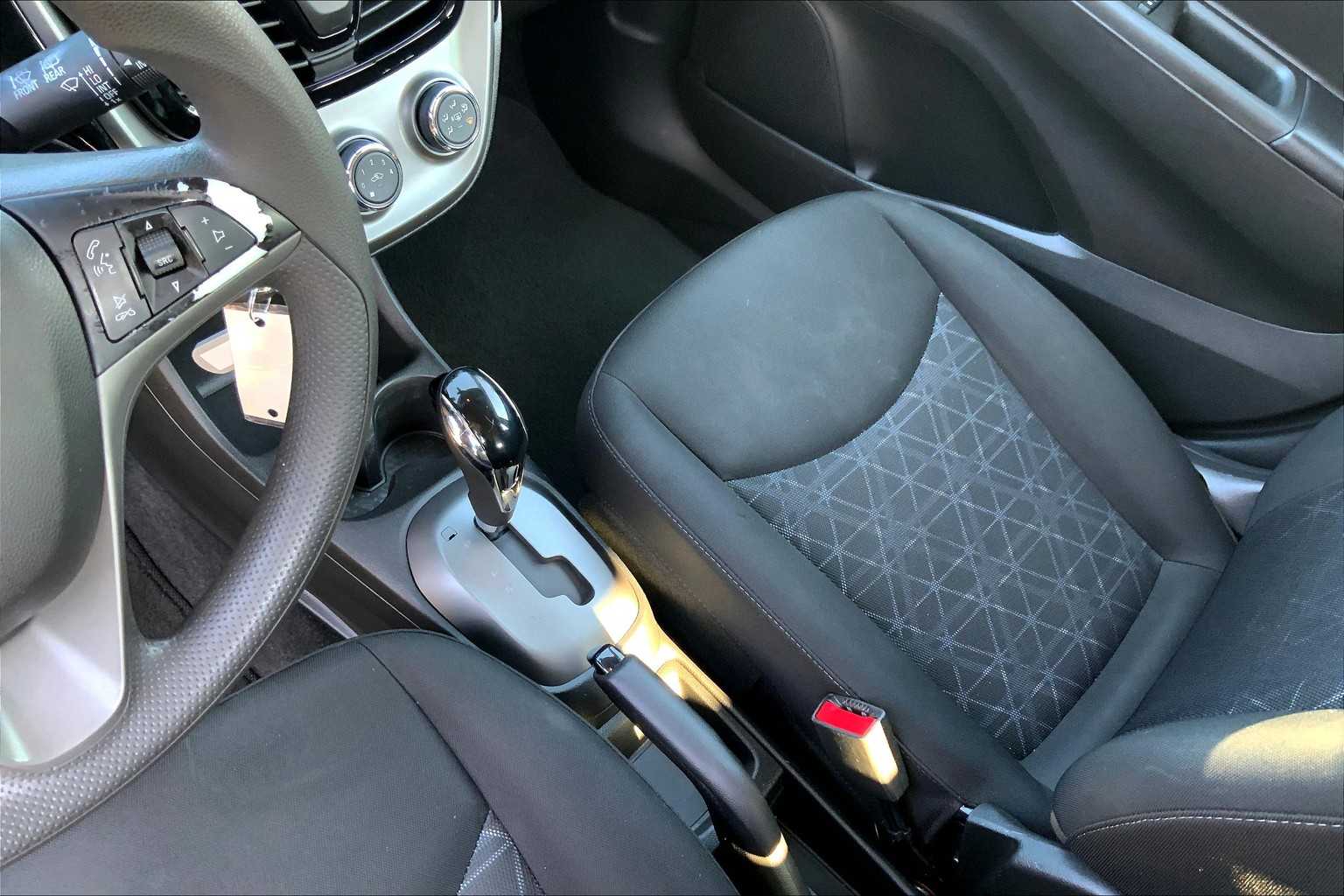 2020 Chevrolet Spark 1LT LT photo 14