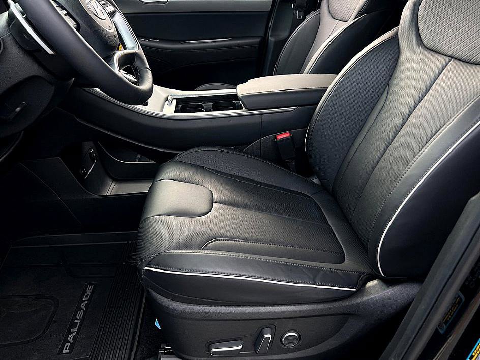 2025 Hyundai Palisade SEL photo 10