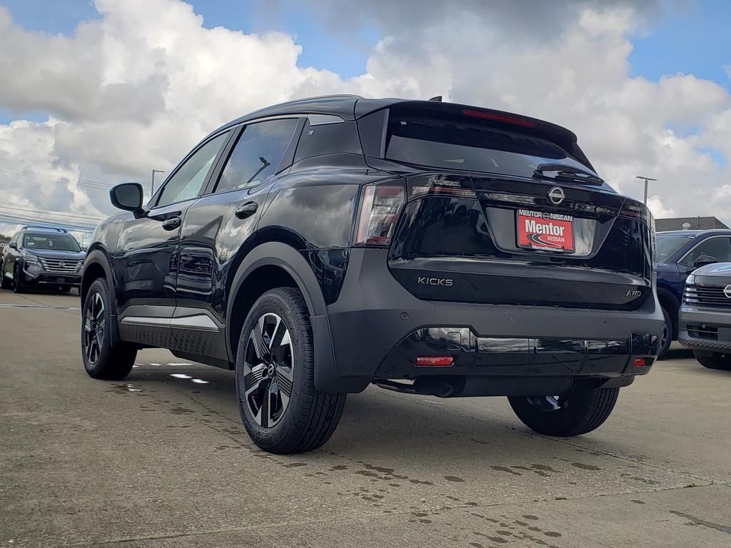 2026 Nissan Kicks SV photo 3