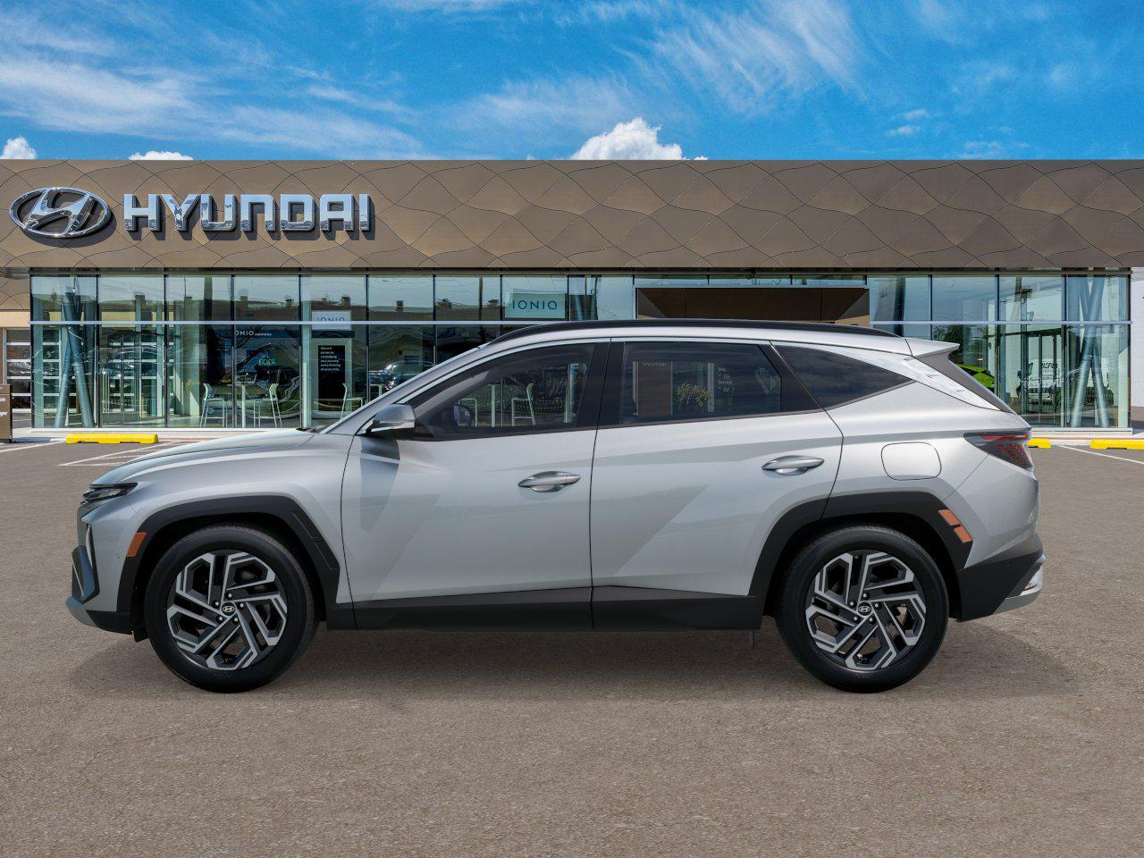2025 Hyundai Tucson Limited photo 3