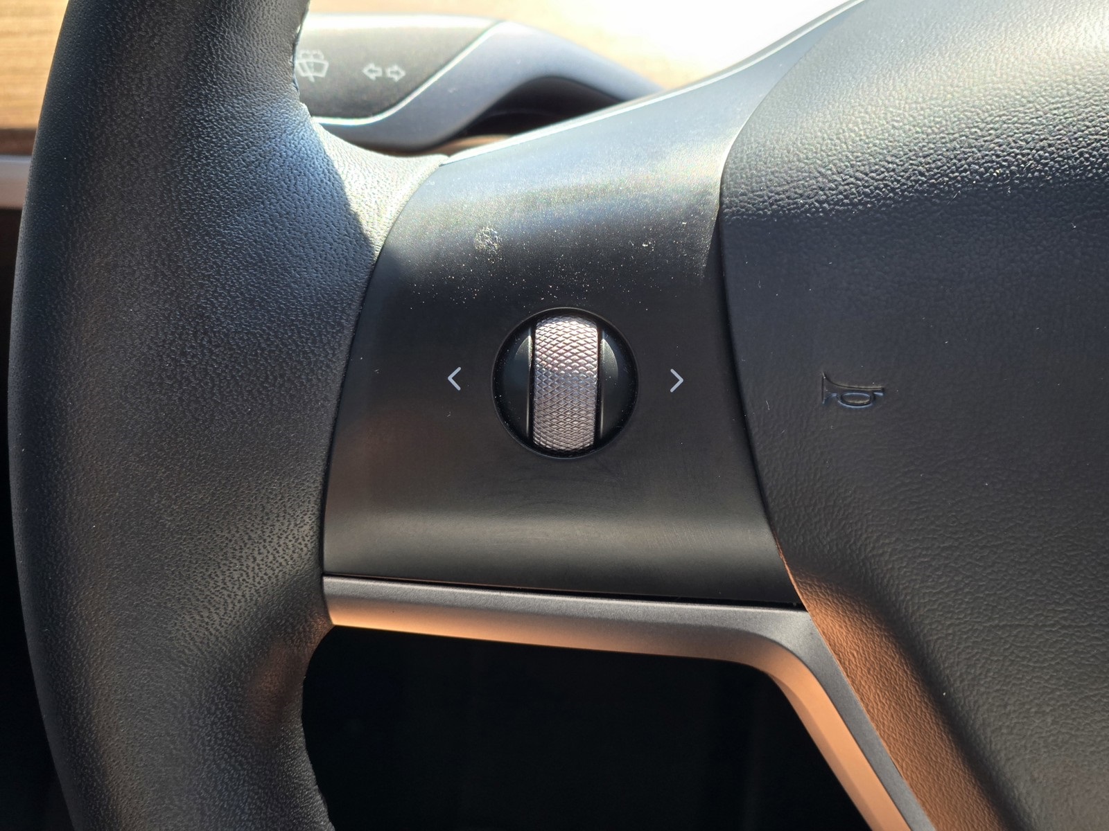 2023 Tesla Model 3 photo 19