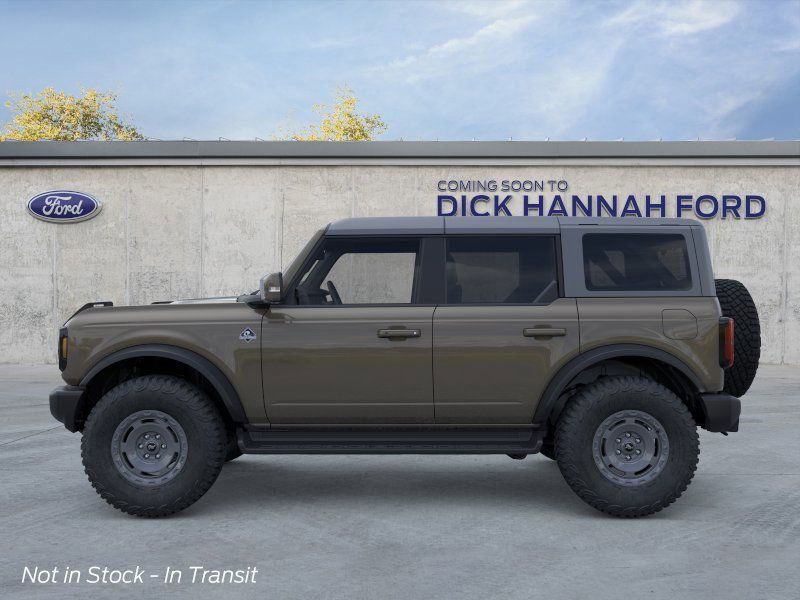 2025 Ford Bronco Outer Banks photo 3
