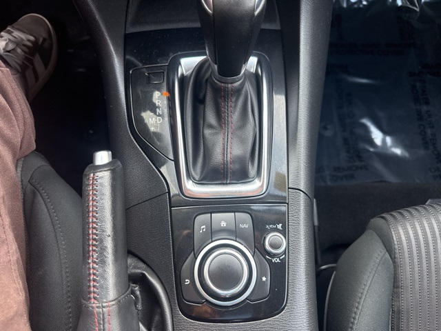 2015 Mazda Mazda3 Touring photo 11