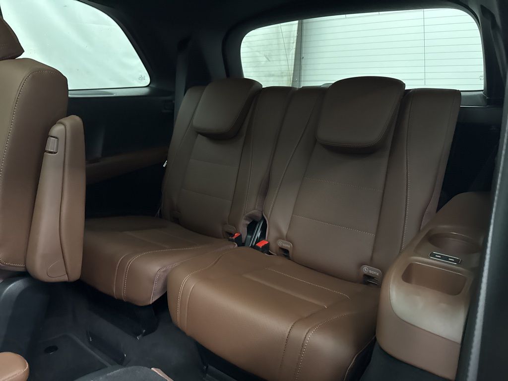 2026 Mercedes Benz GLS 450 4MATIC photo 19