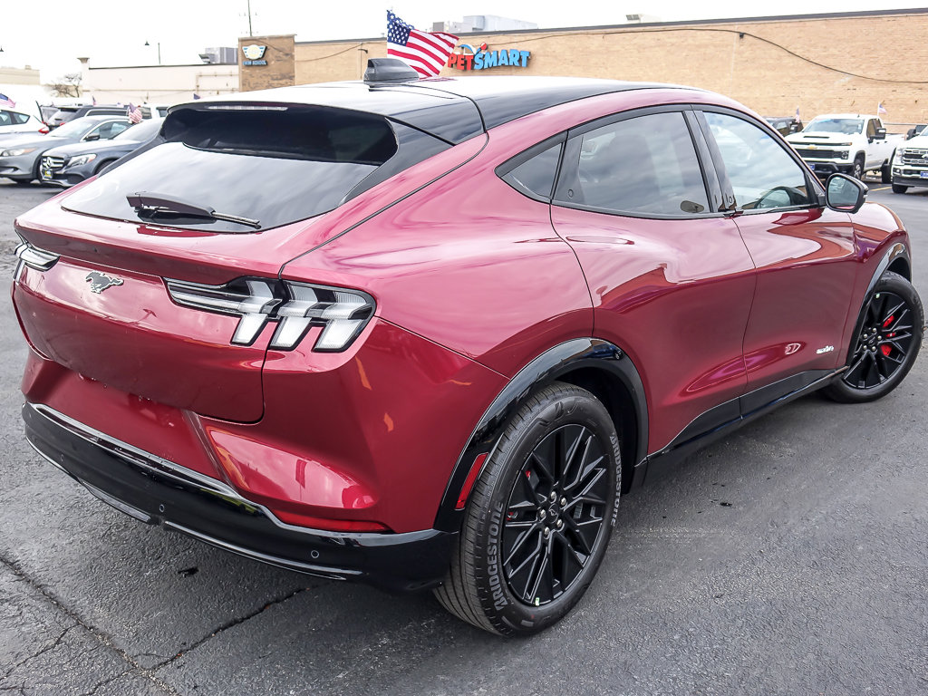 2025 FORD MUSTANG MACH-E - Image 8