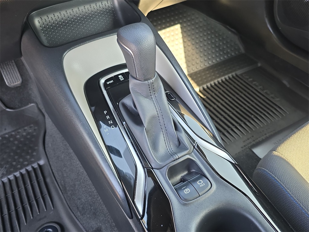 2022 Toyota Corolla SE photo 29