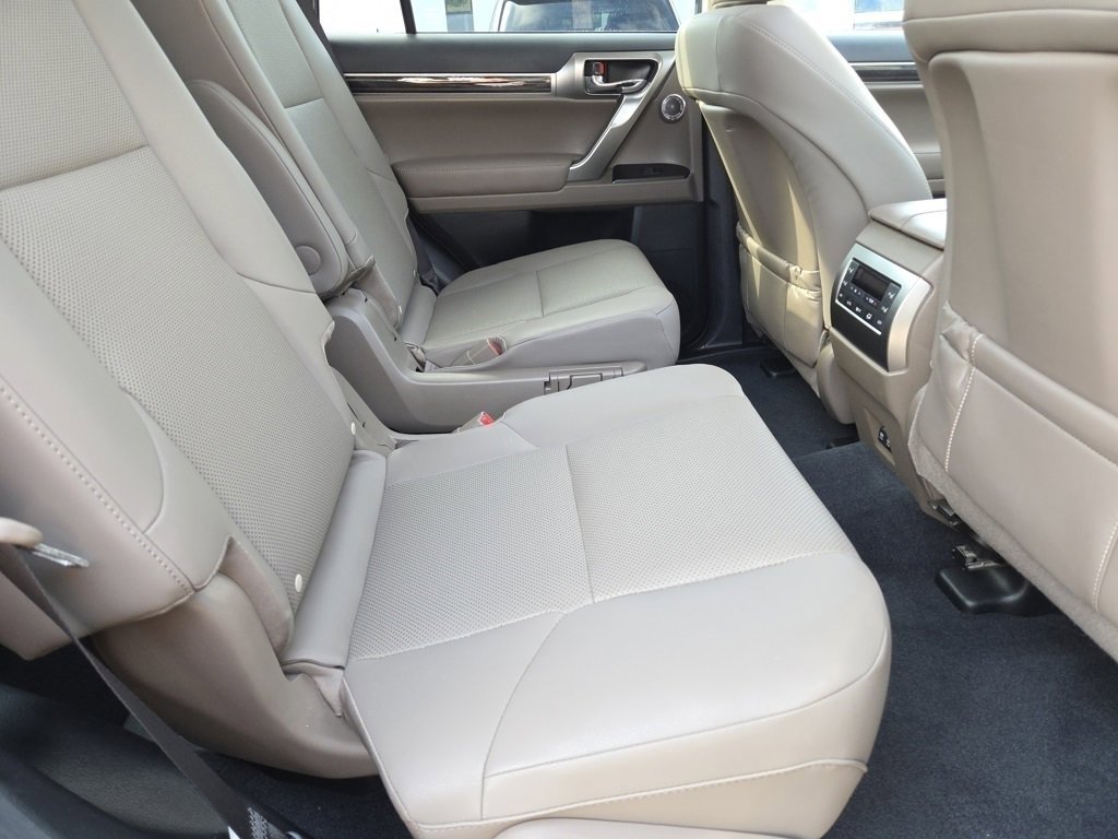 2023 Lexus GX 460 Premium photo 4