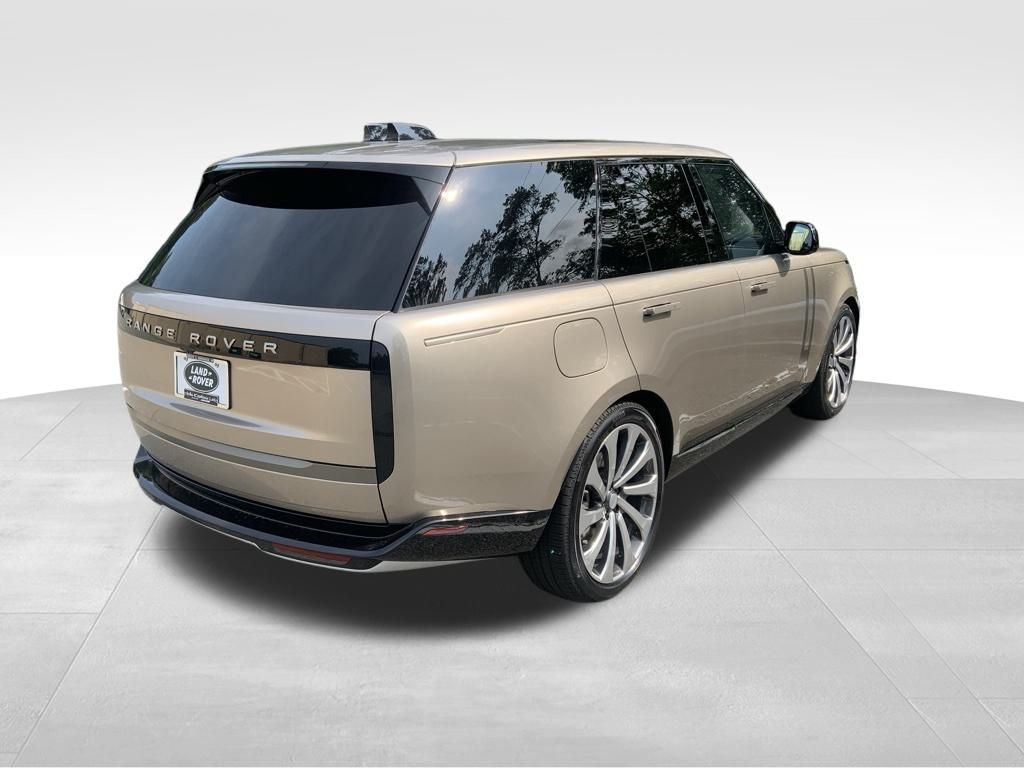 2025 Land Rover Range Rover SE photo 8