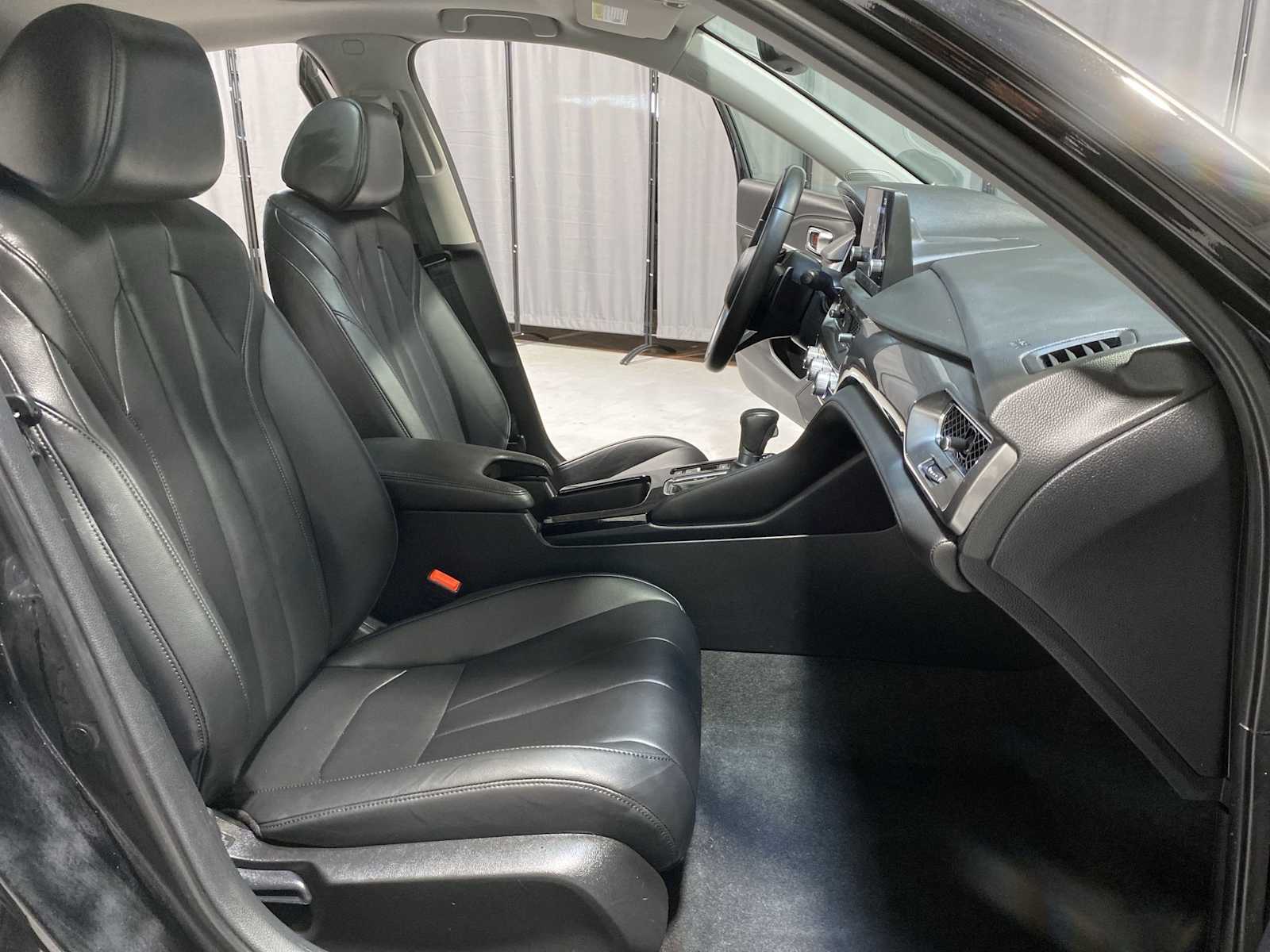 2023 Acura Integra Base photo 14