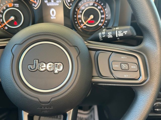 2025 Jeep Wrangler Sport photo 20