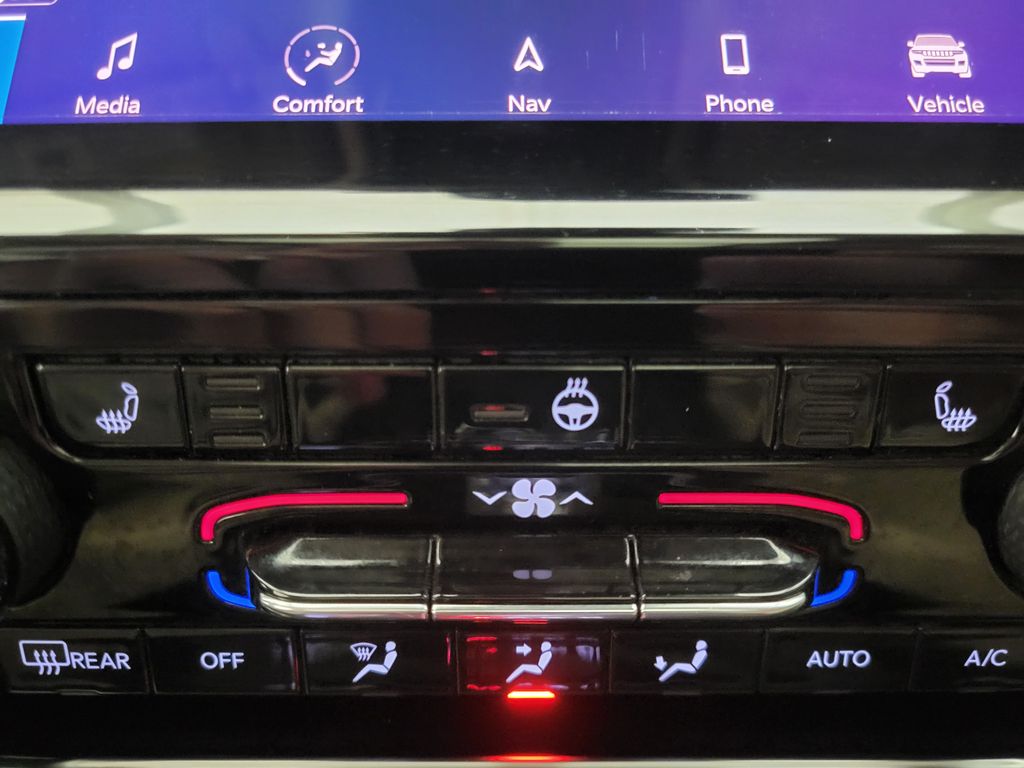 2021 Jeep Grand Cherokee Limited photo 10