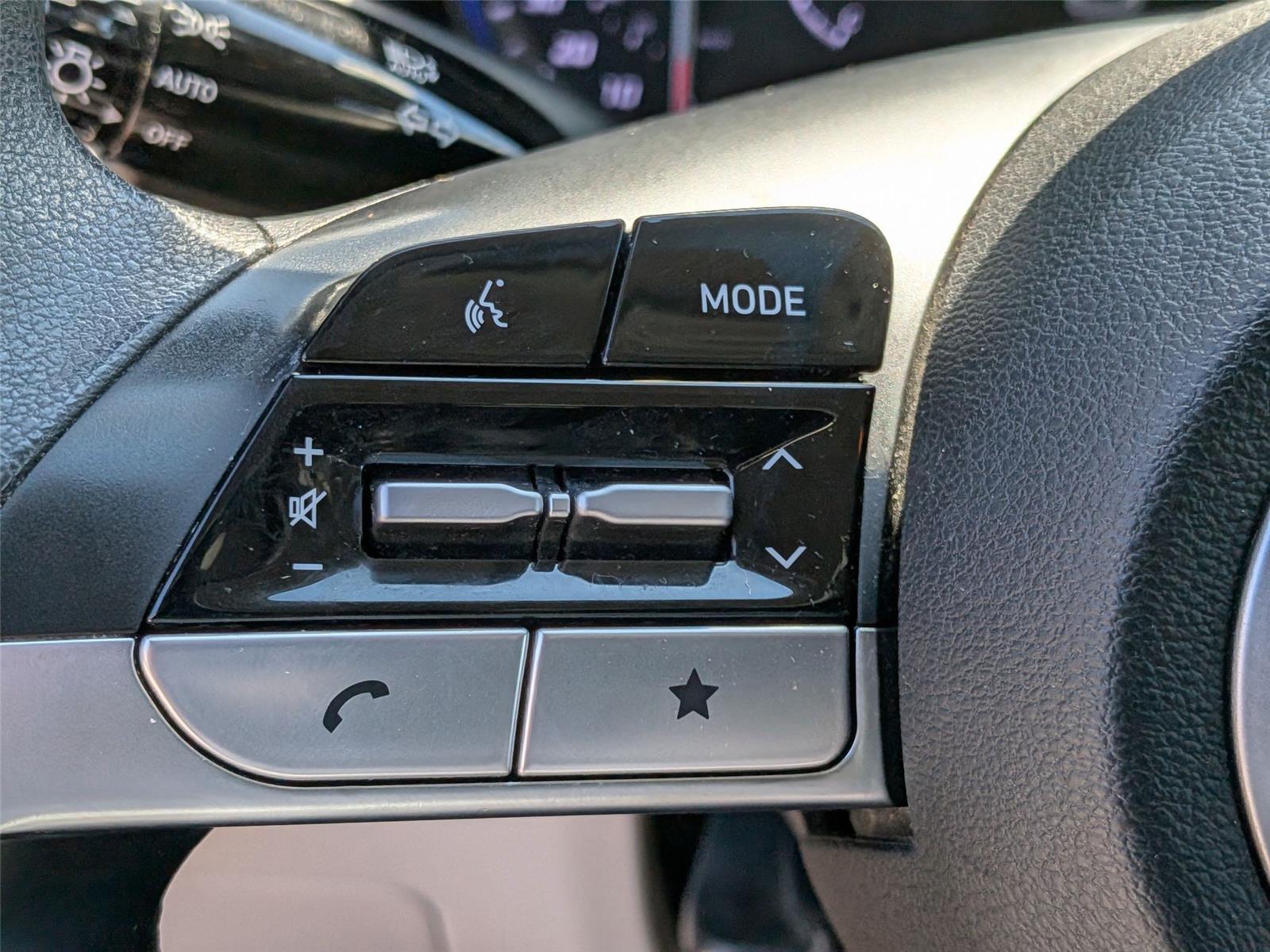 2022 Hyundai Tucson SE photo 16
