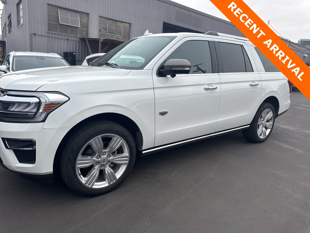 2024 Ford Expedition King Ranch's photo