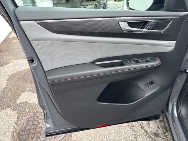 2025 Volkswagen Atlas Peak Edition SE photo 24