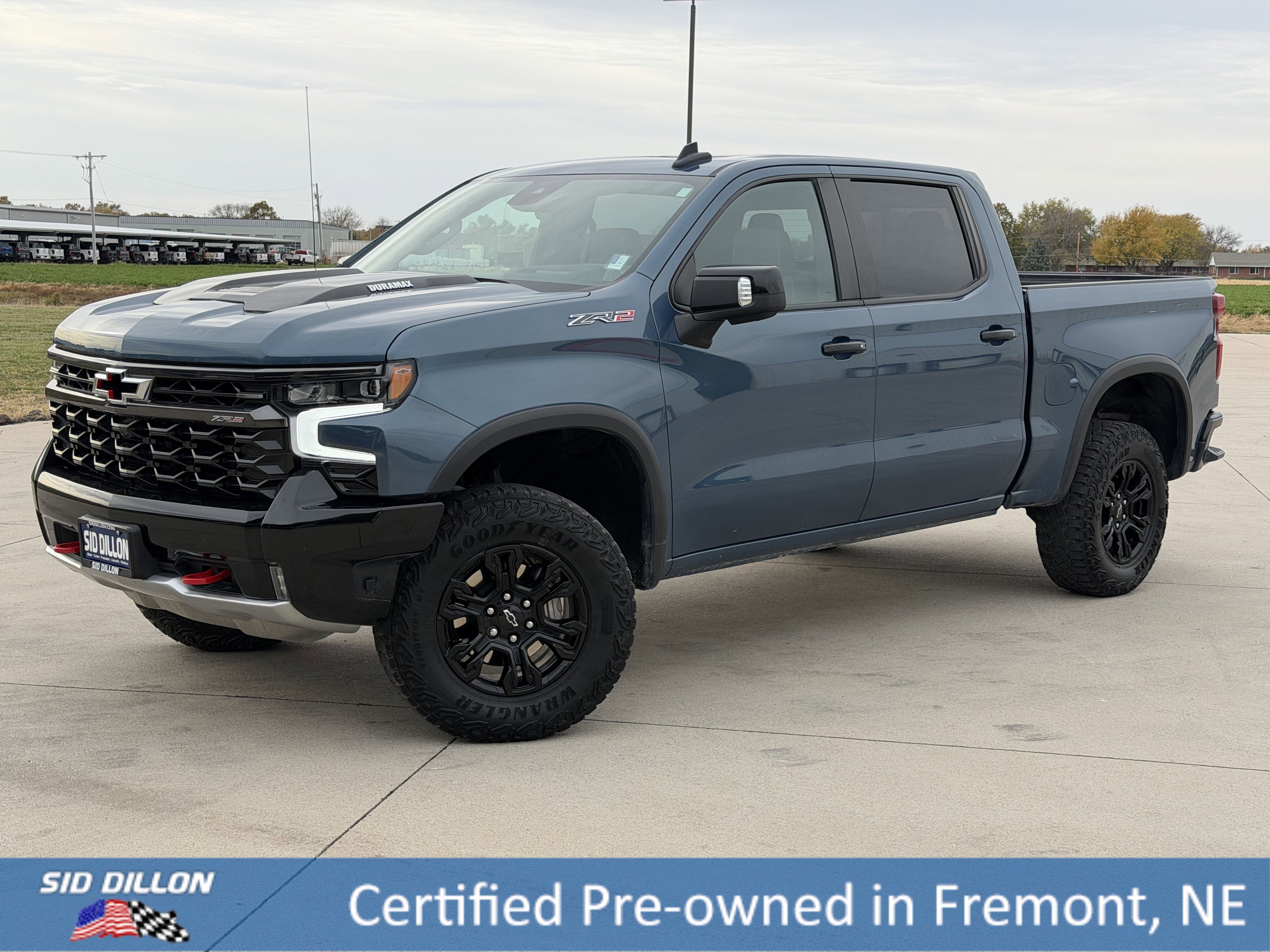 2024 Chevrolet Silverado 1500 ZR2's photo