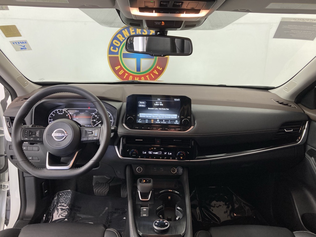 2023 Nissan Rogue SL photo 6